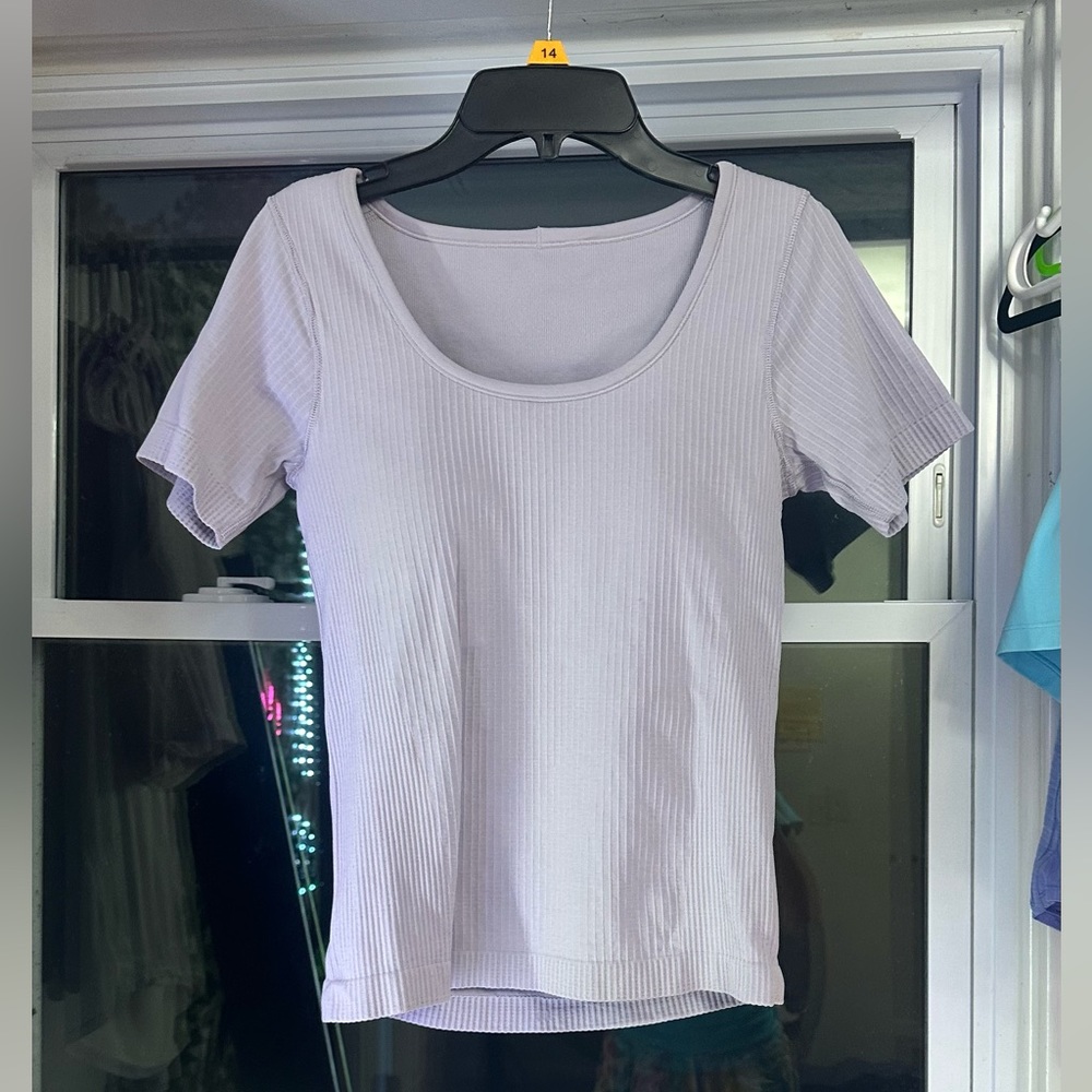 Lululemon ebb to street short sleeve